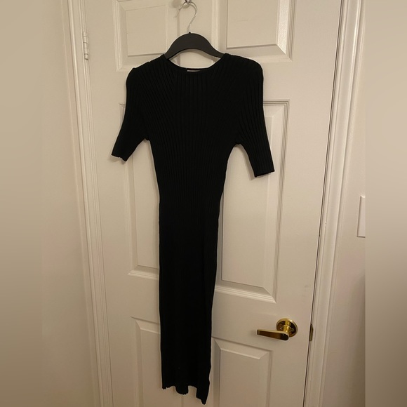 BLACK FITTED DRESS - Picture 4 of 6